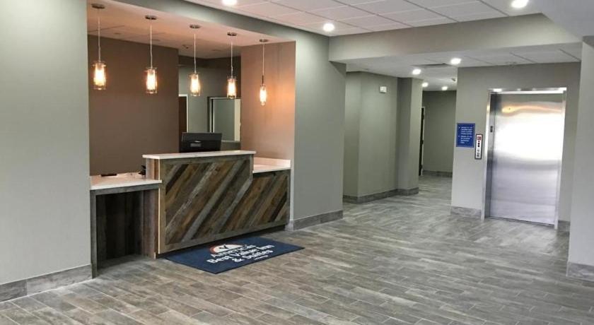 Americas Best Value Inn & Suites Хорн-Лейк Экстерьер фото