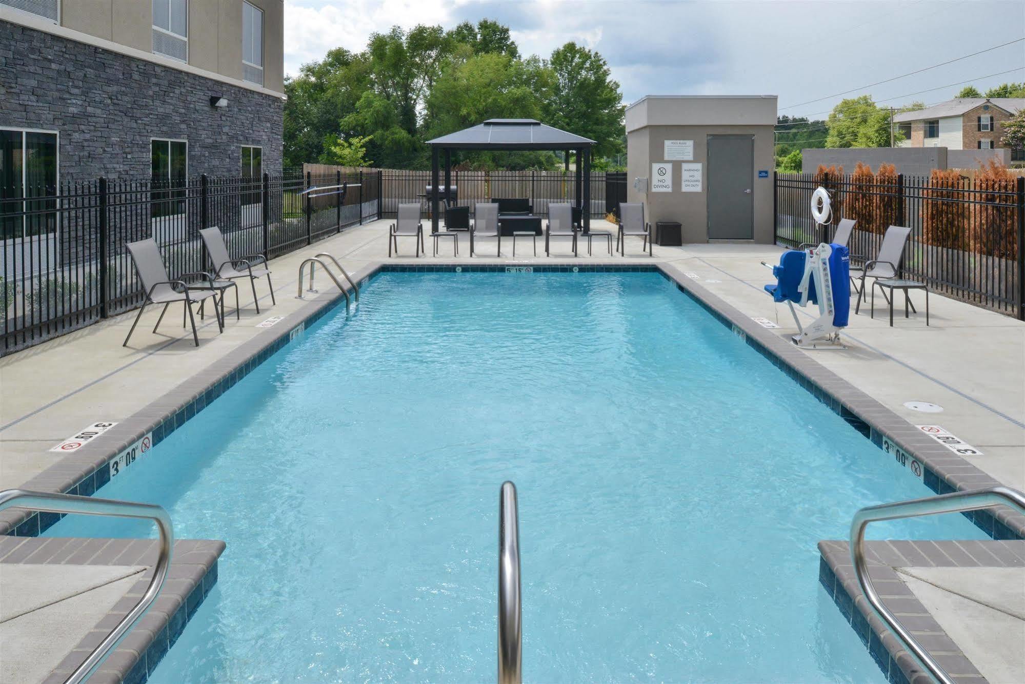 Americas Best Value Inn & Suites Хорн-Лейк Экстерьер фото